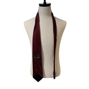 Vintage DiCapri 100% Silk Tie